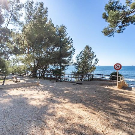 Apartment Le Carthage By Interhome Carqueiranne Bagian luar foto