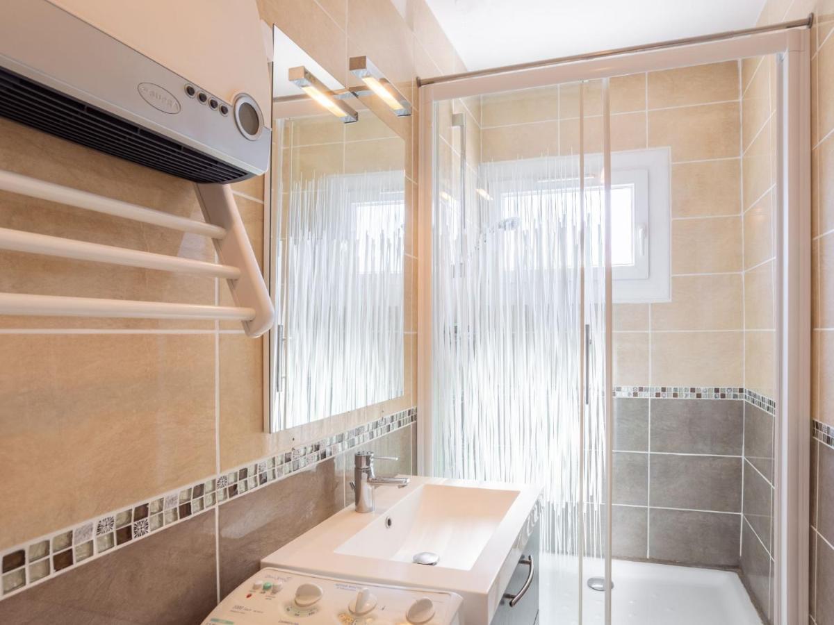 Apartment Le Carthage By Interhome Carqueiranne Bagian luar foto